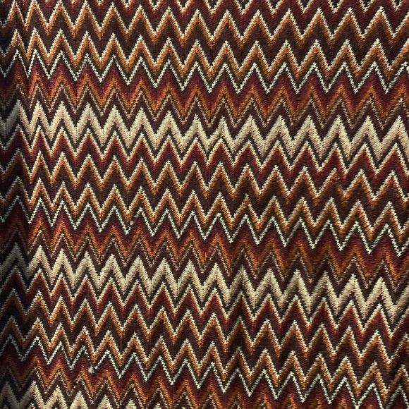 Beautiful design worthington top like new - Picture 2 of 9